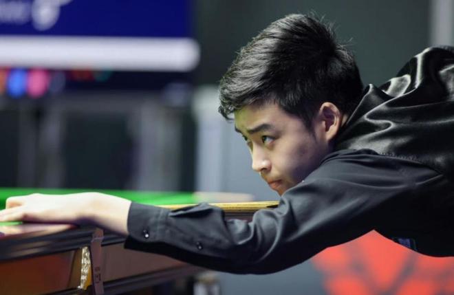 推杆环节上 推杆环节上